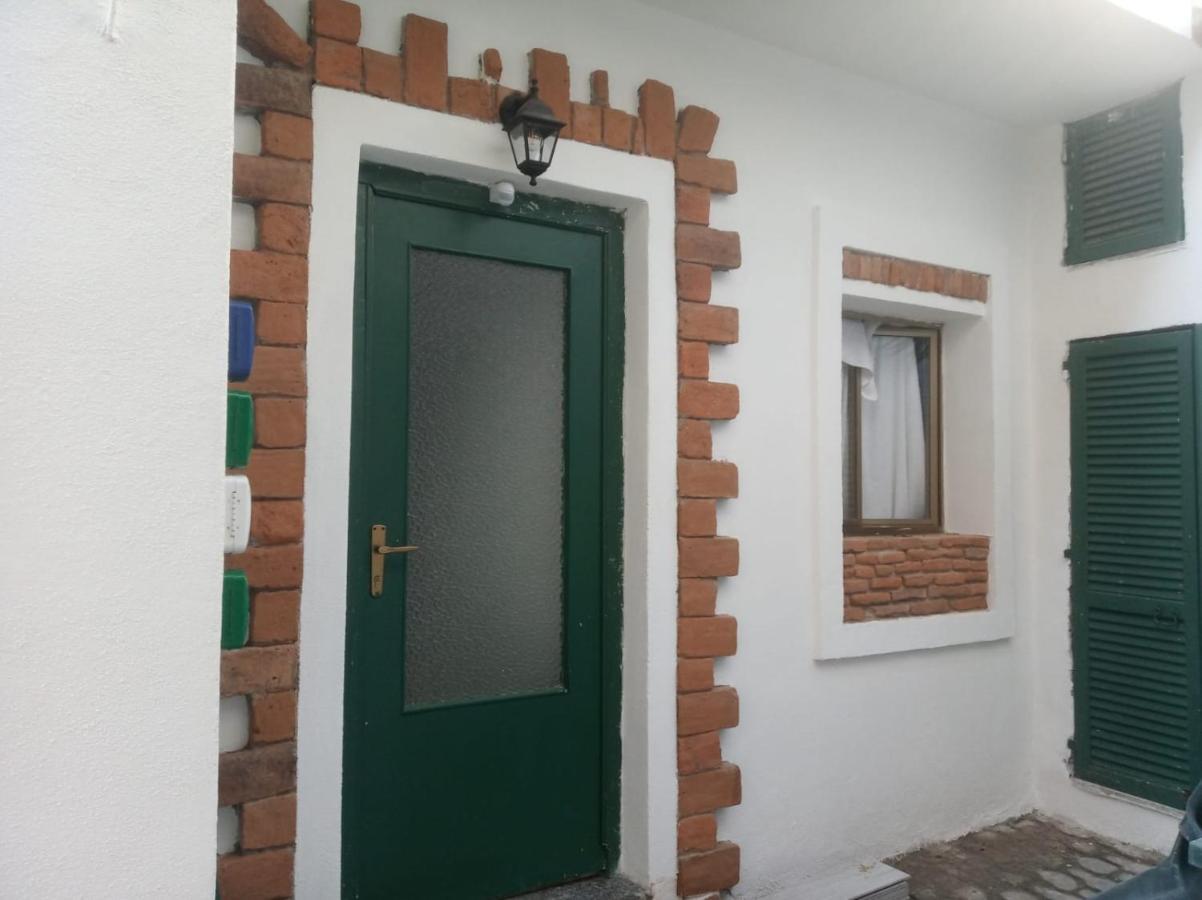 3 Mini Studios In سينيسكولا المظهر الخارجي الصورة