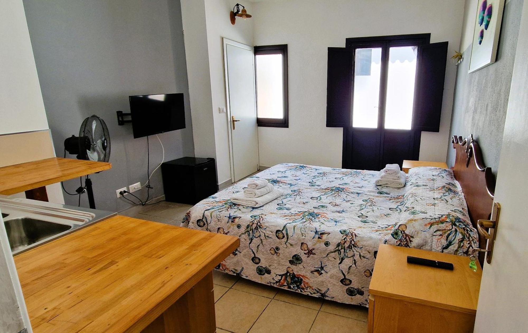 3 Mini Studios In سينيسكولا المظهر الخارجي الصورة