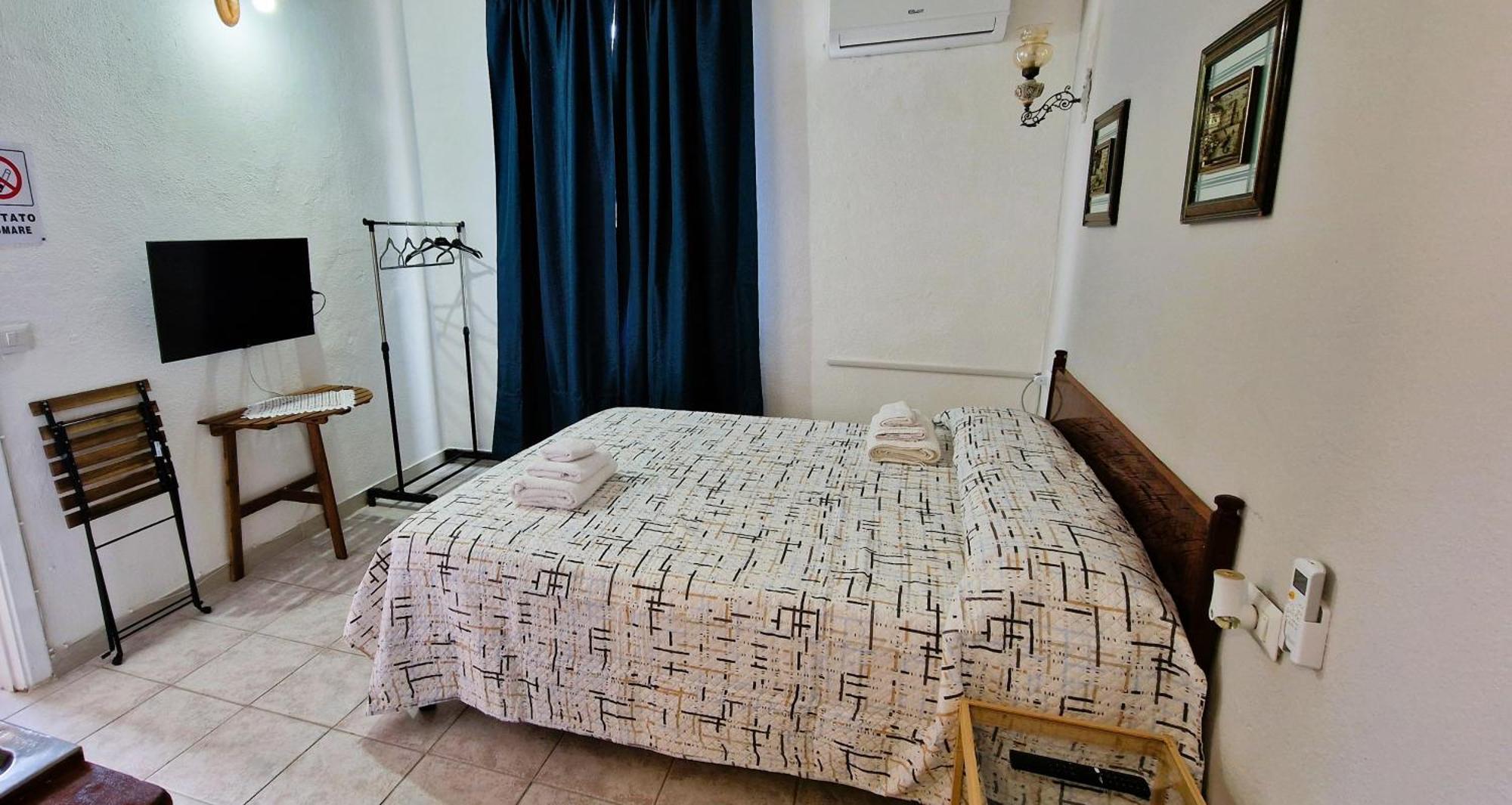 3 Mini Studios In سينيسكولا المظهر الخارجي الصورة